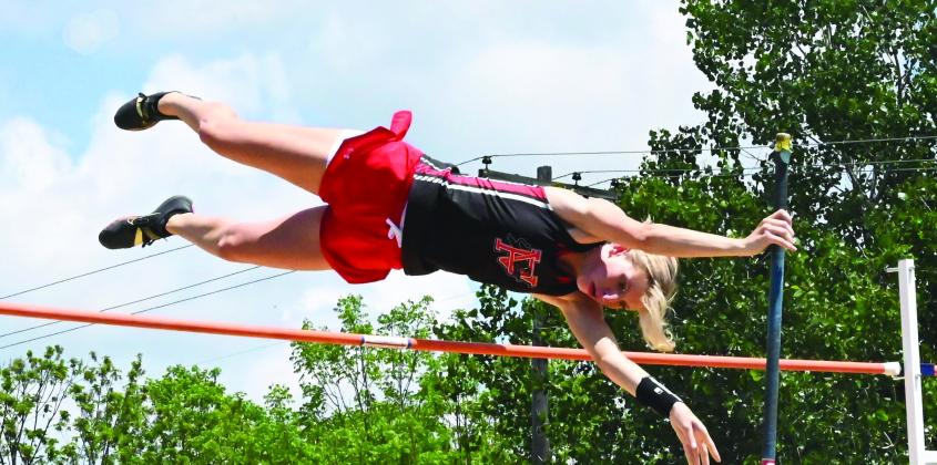 Several Pauls Valley track and field athletes headed to State